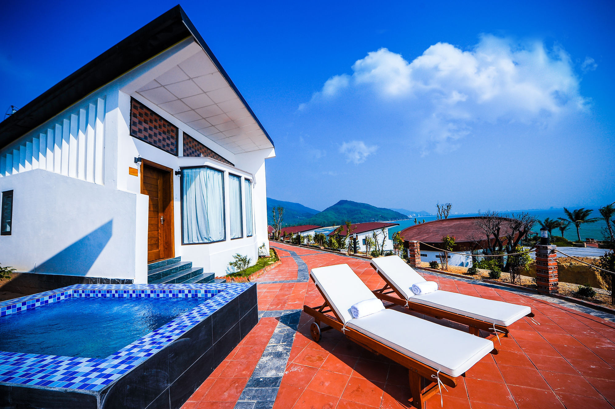 Aurora Villas And Resort Quy Nhon Luaran gambar