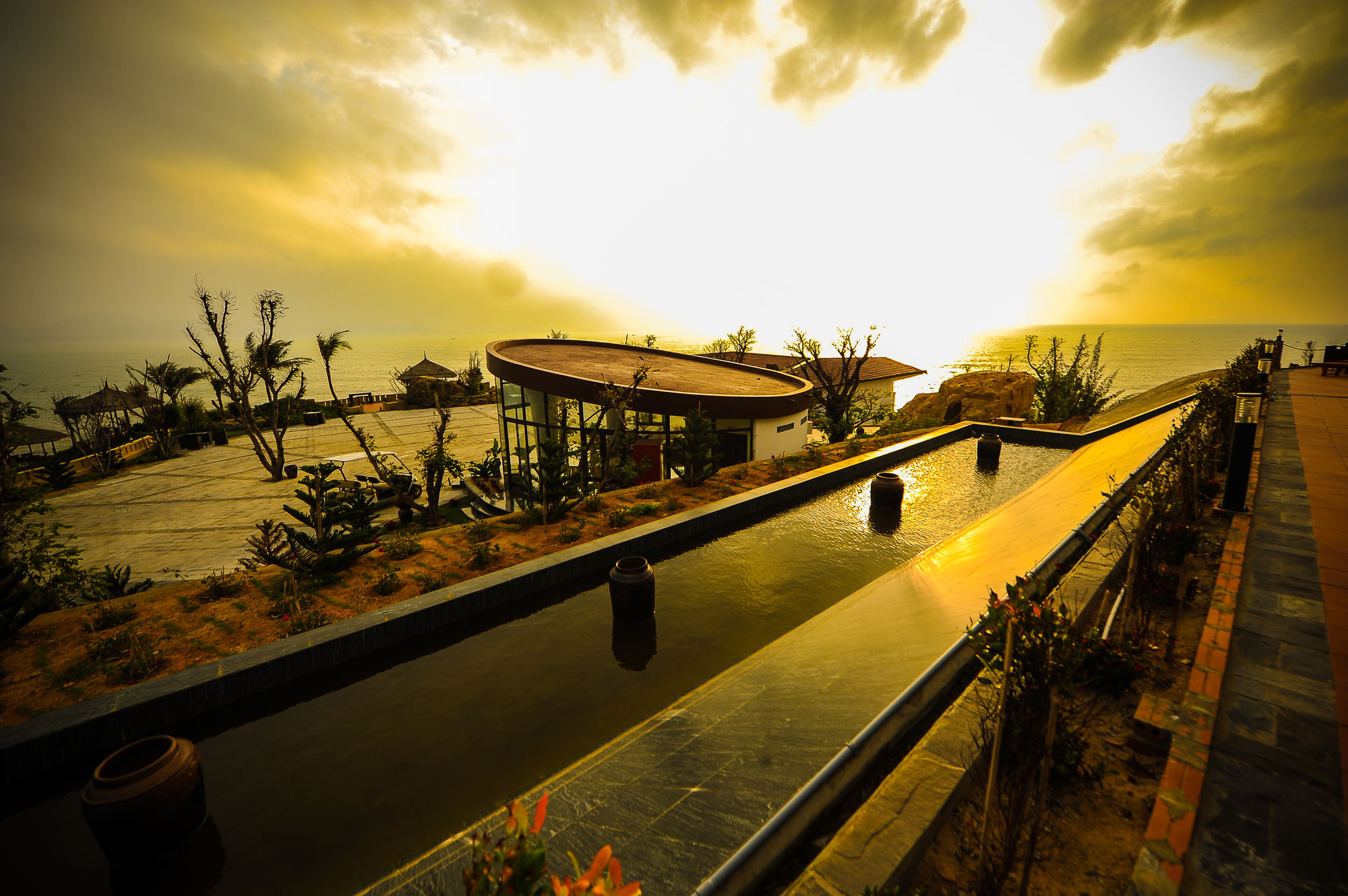 Aurora Villas And Resort Quy Nhon Luaran gambar